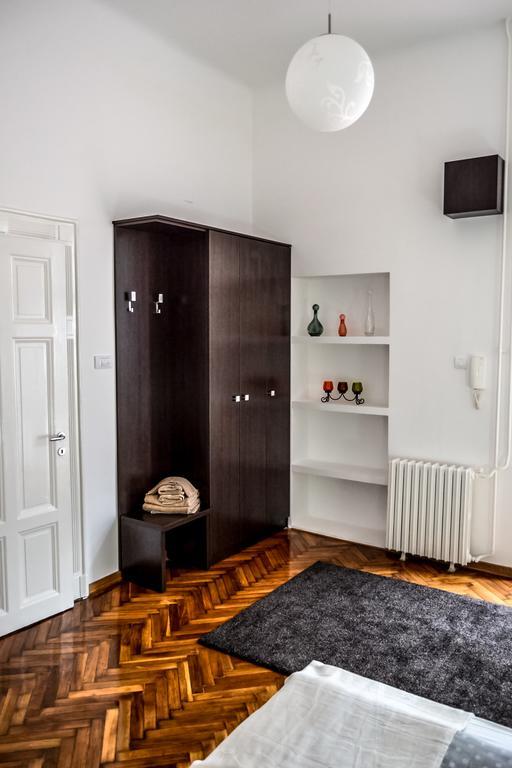 Modena Apartments Novi Sad Quarto foto