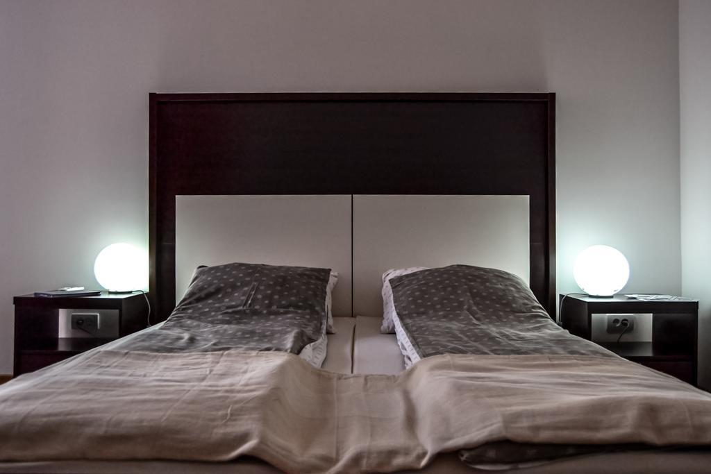 Modena Apartments Novi Sad Quarto foto