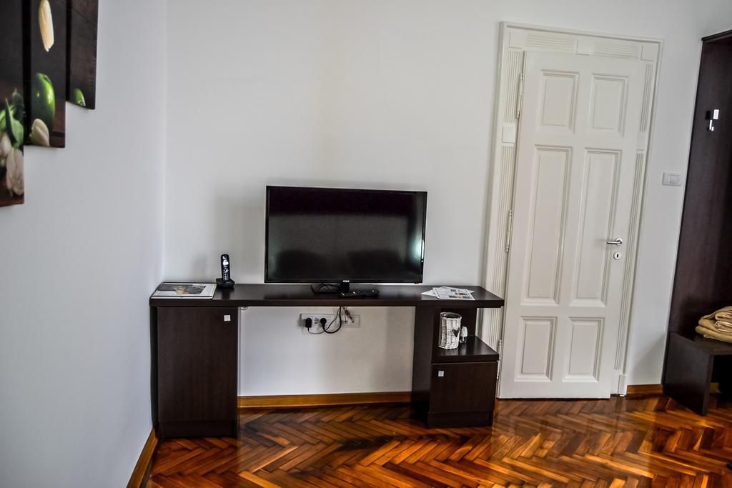 Modena Apartments Novi Sad Quarto foto